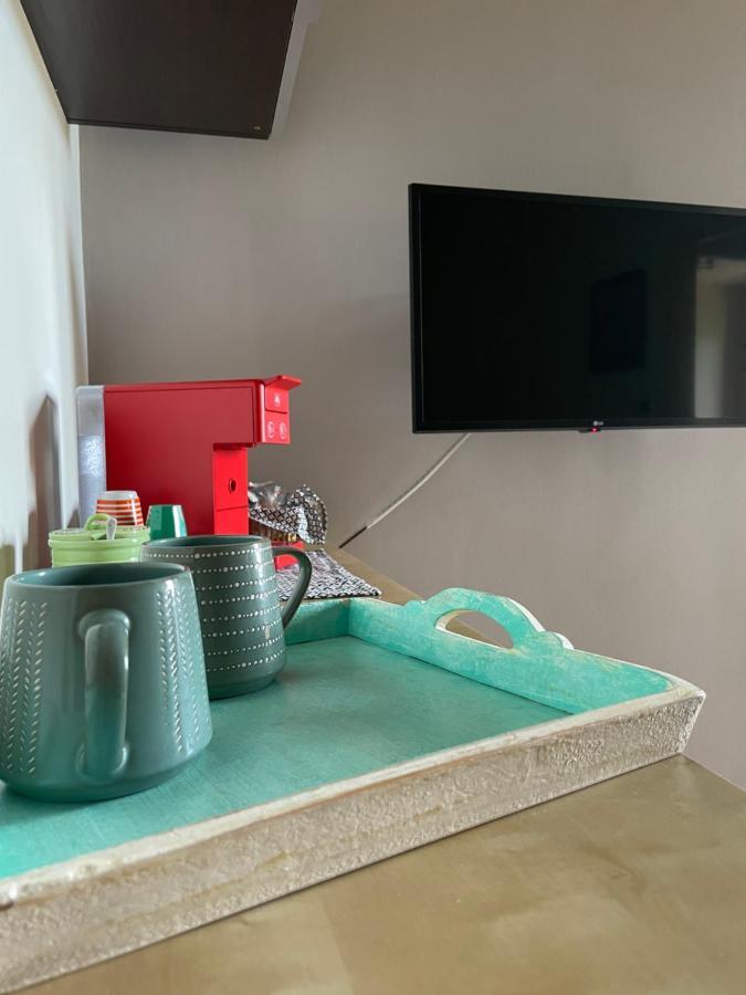 A Casa Di Amici - Intero - Free Parking - Wi-fi Lecce