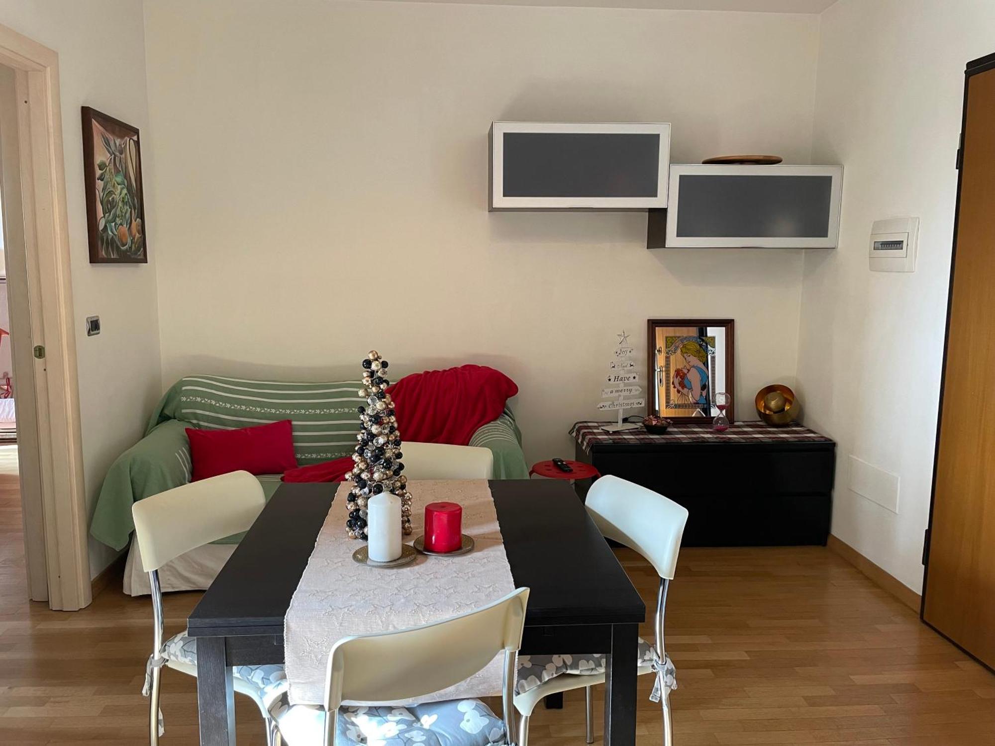 Appartement A Casa Di Amici - Intero - Free Parking - Wi-fi *
